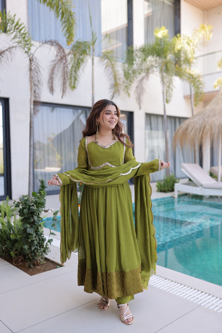 Premium Mul Chanderi Kurti Pant Dupatta Set for Women-Green