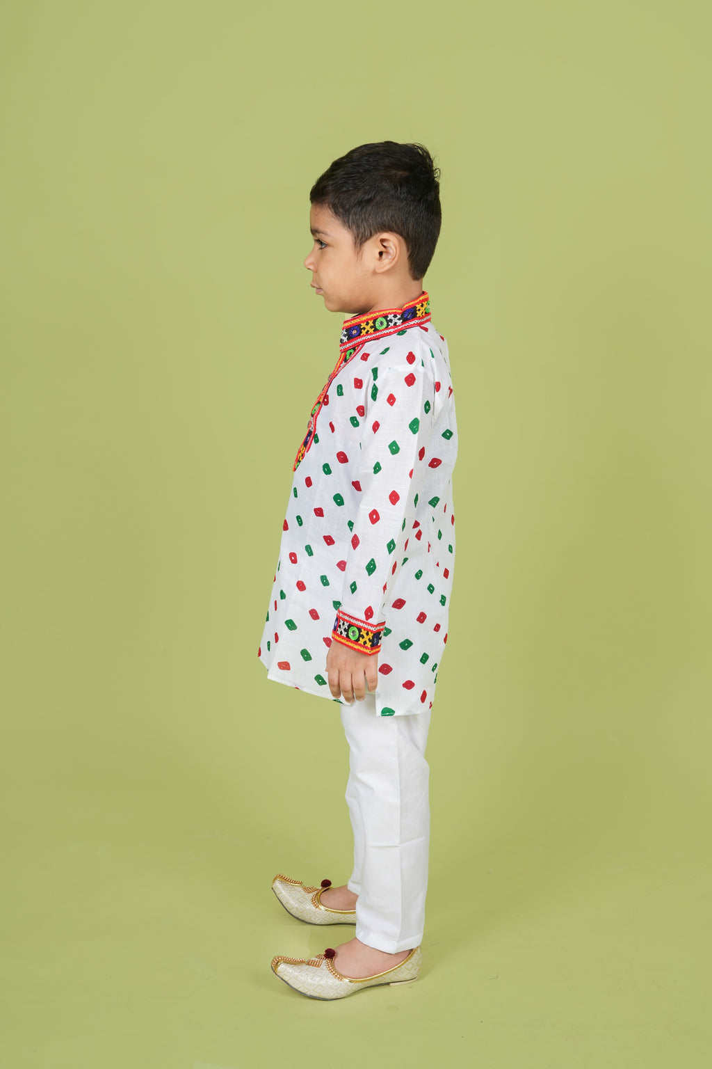 Banjara India Leheriya printed Kurta Set- KP-BDN-White