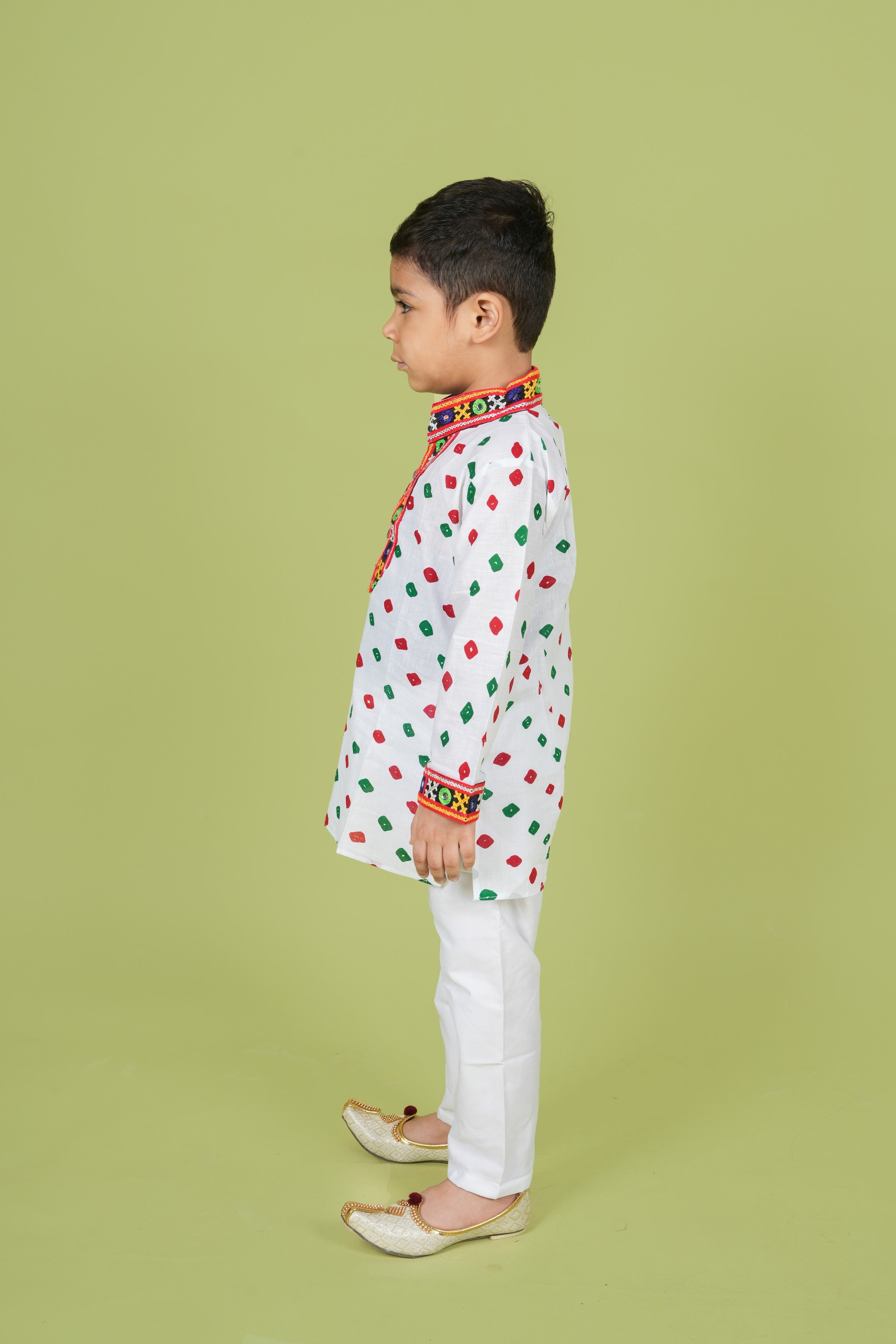 Banjara India Leheriya printed Kurta Set- KP-BDN-White