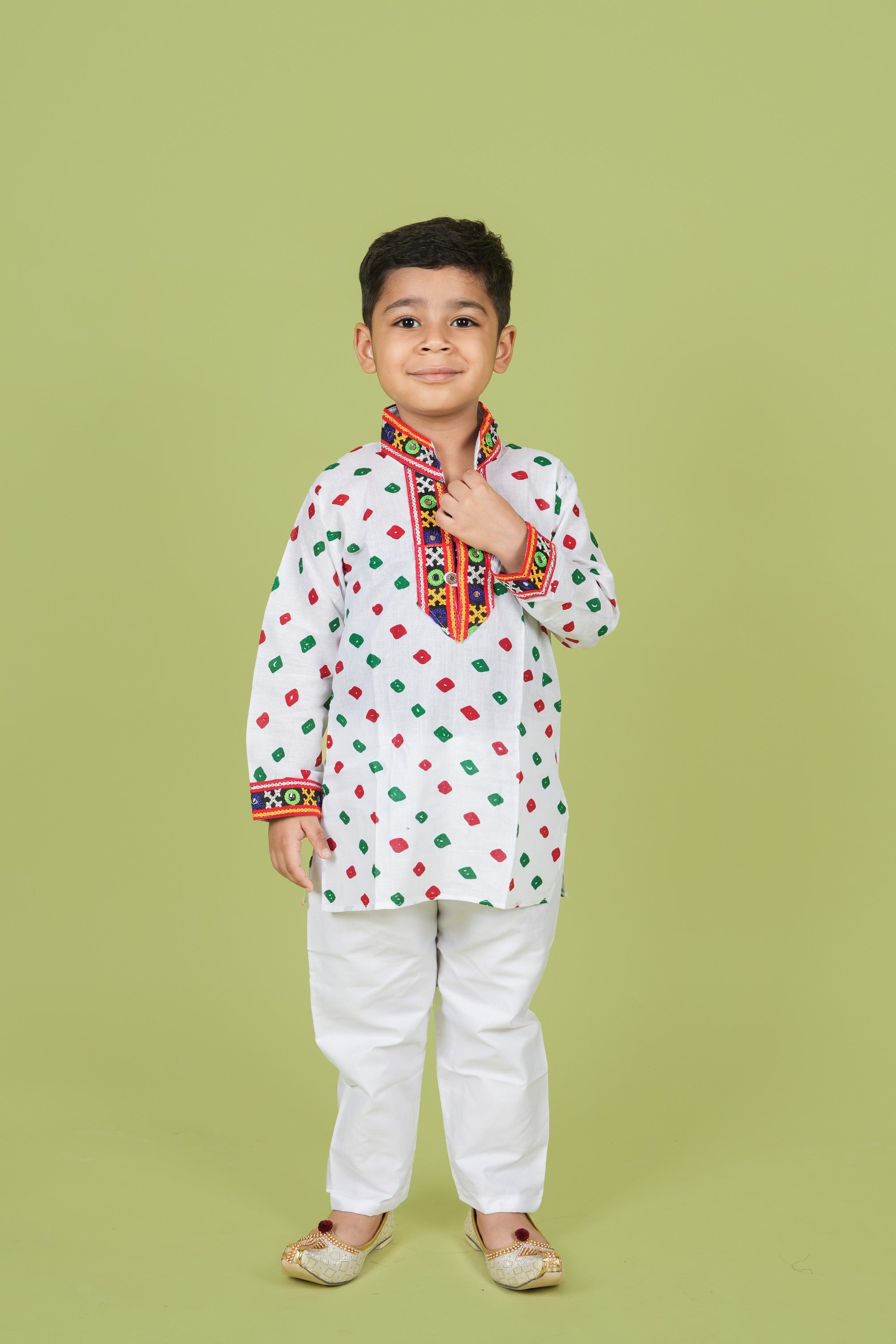 Banjara India Leheriya printed Kurta Set- KP-BDN-White