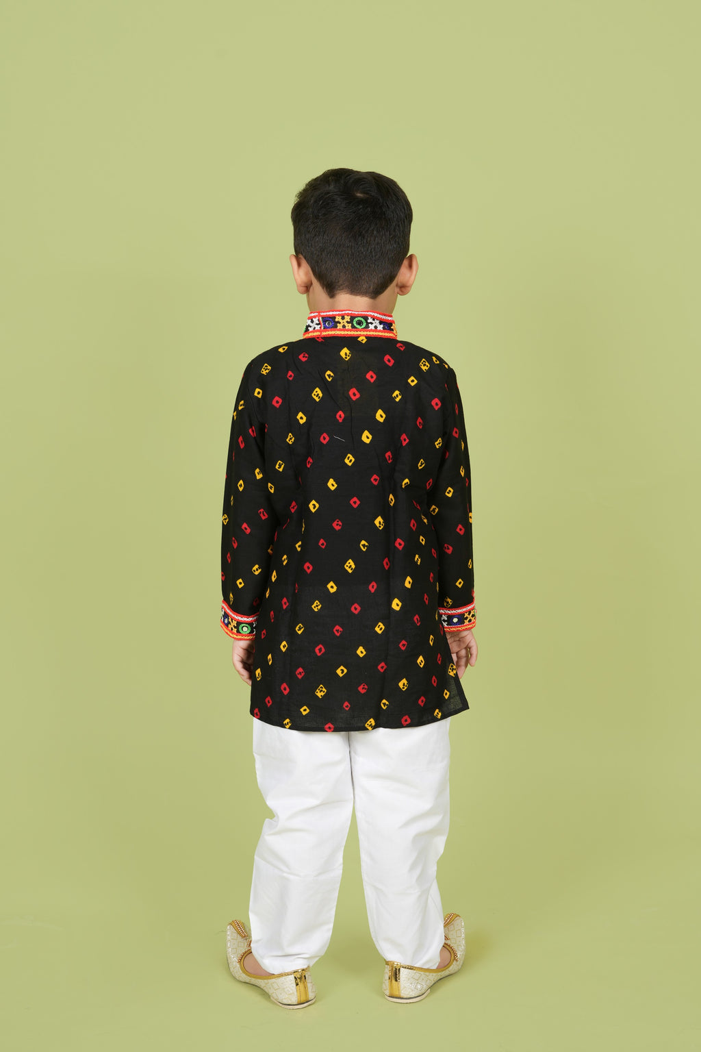 Banjara India Leheriya printed Kurta Set- KP-BDN-Black
