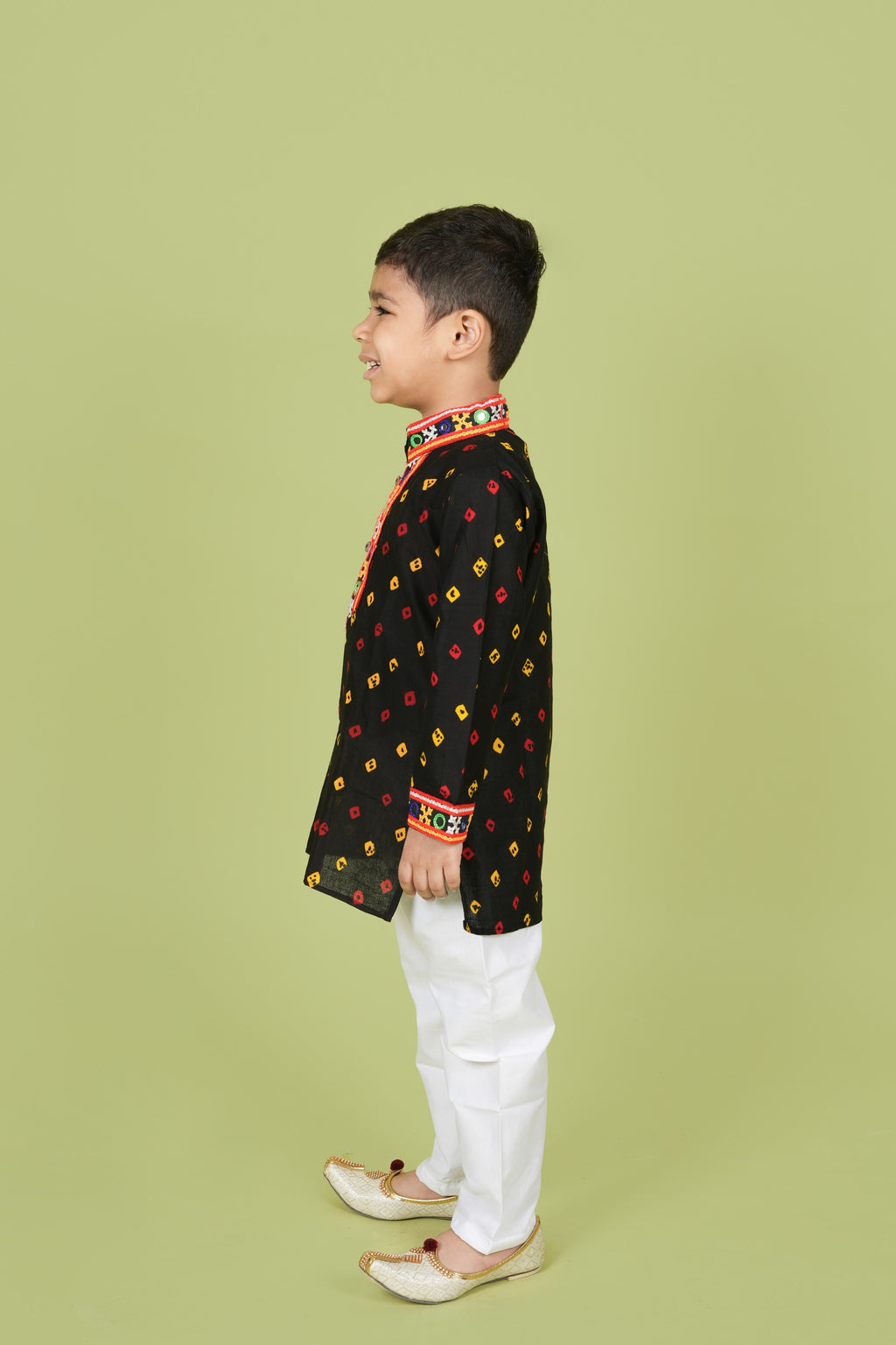 Banjara India Leheriya printed Kurta Set- KP-BDN-Black