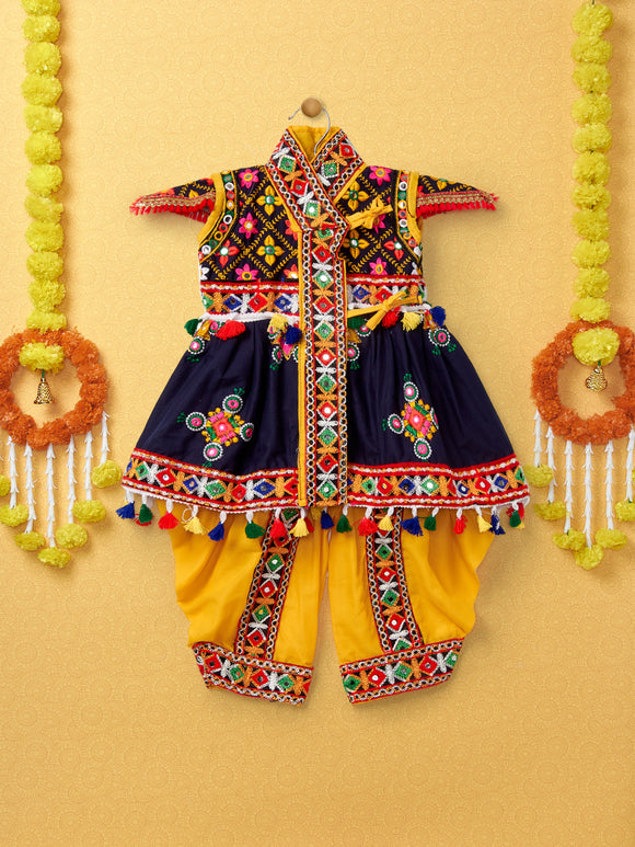 Kid's Navratri dress with Dhoti and top. | Navratri dress, Navratri, Fashion