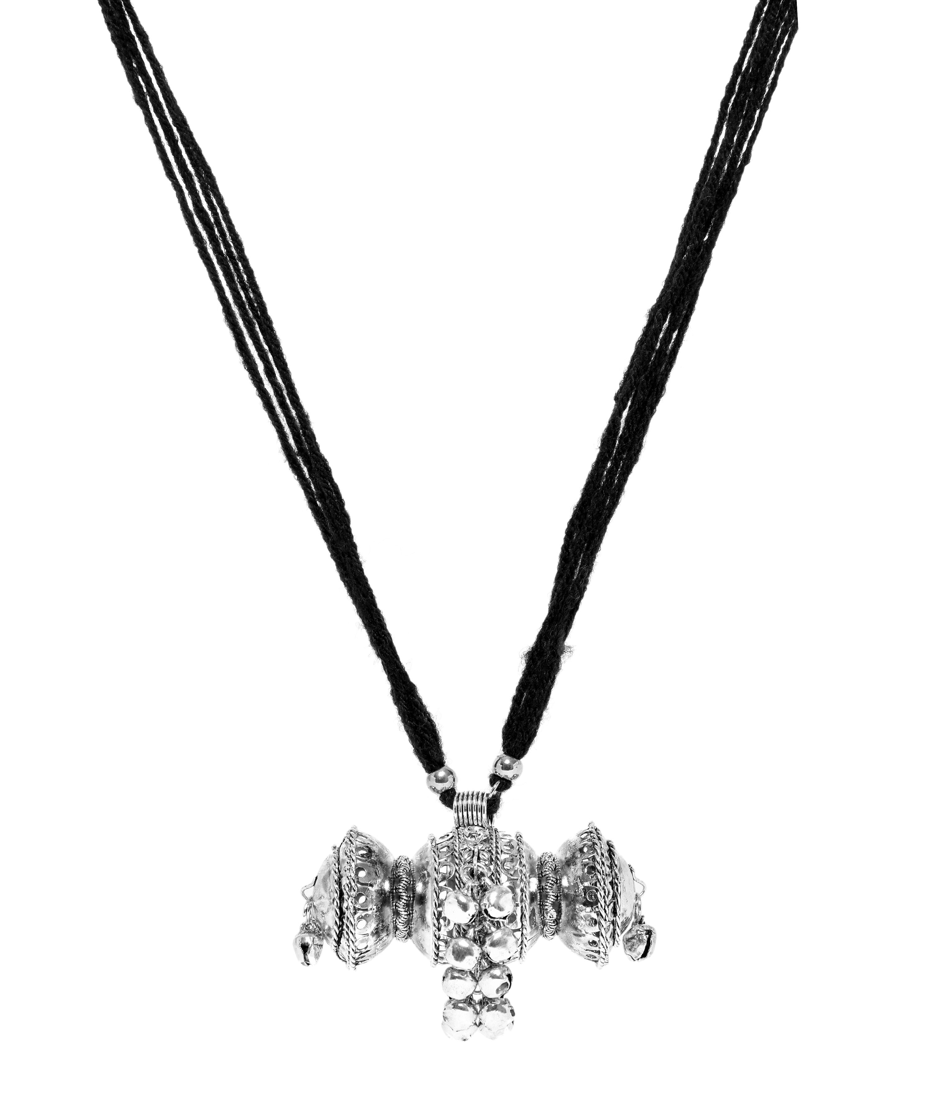 Black Tassle Pendant-Set 2-J013