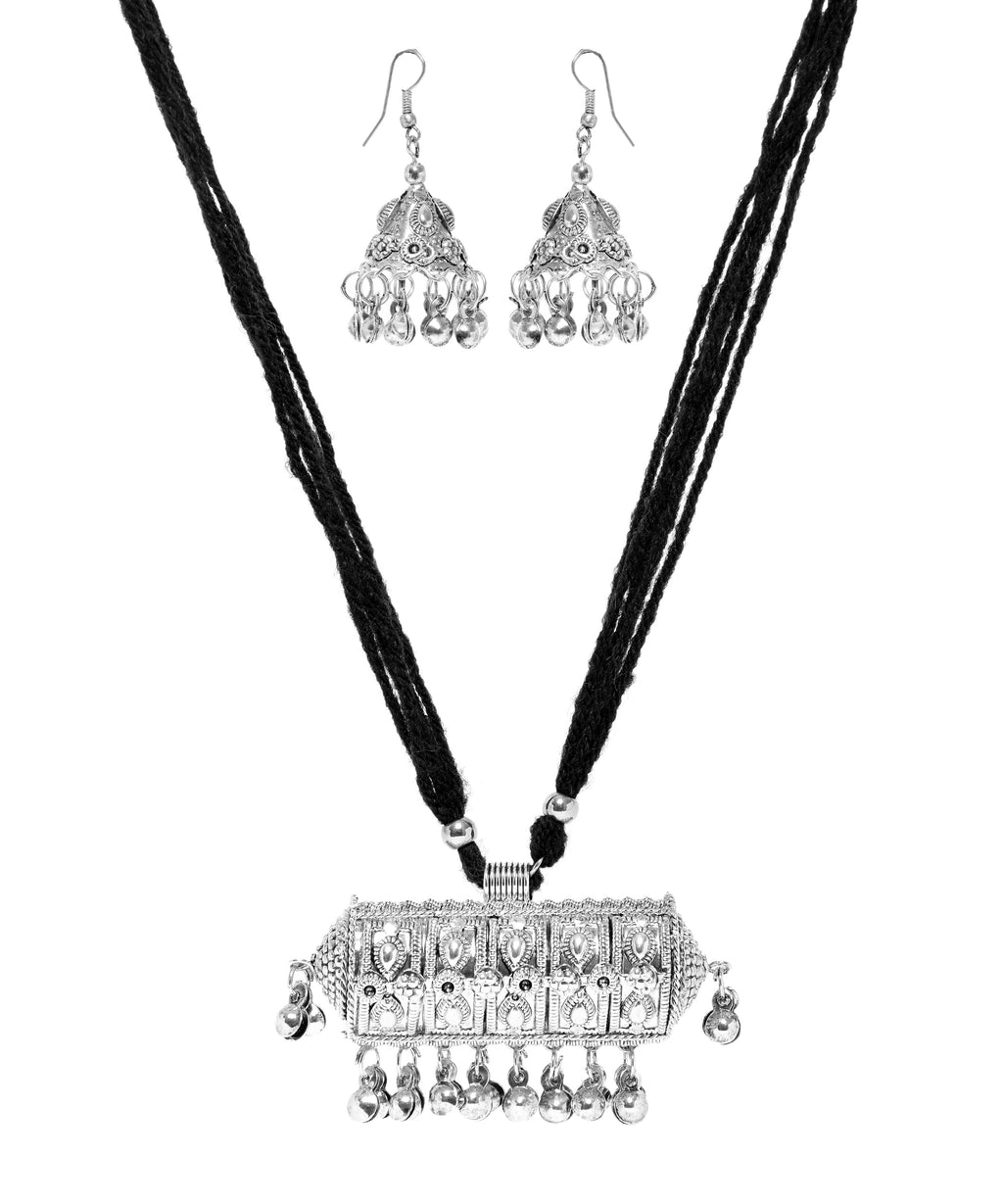 Black Tassle Pendant-Set1-J012