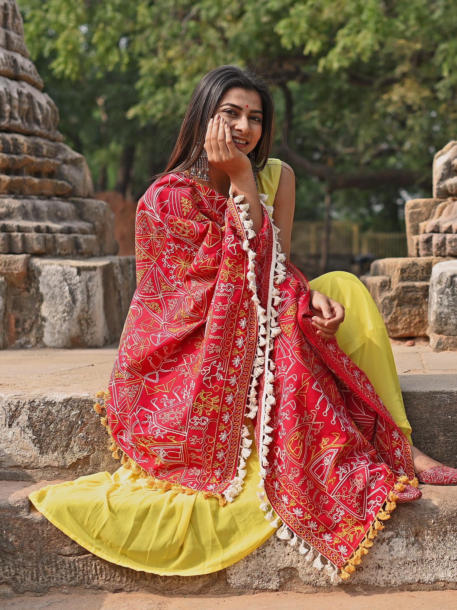 Premium Red Tribal Motif Aari Embroidered Handloom Cotton Shawl/Dupatta With Lemon Cotton Lace _MF1603
