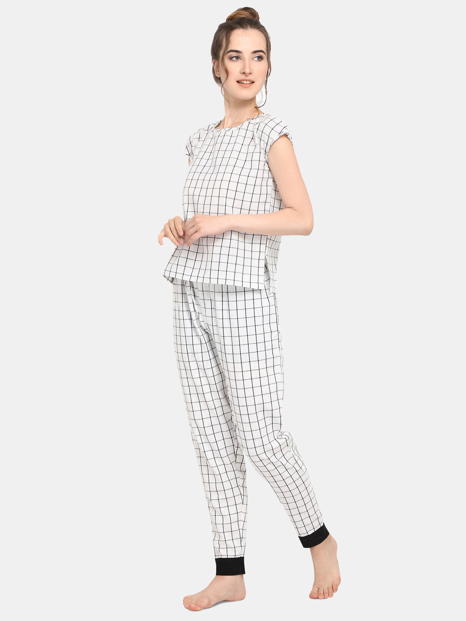 White Checkered Cotton Long Night Suit Set (MFNIGHT2526)
