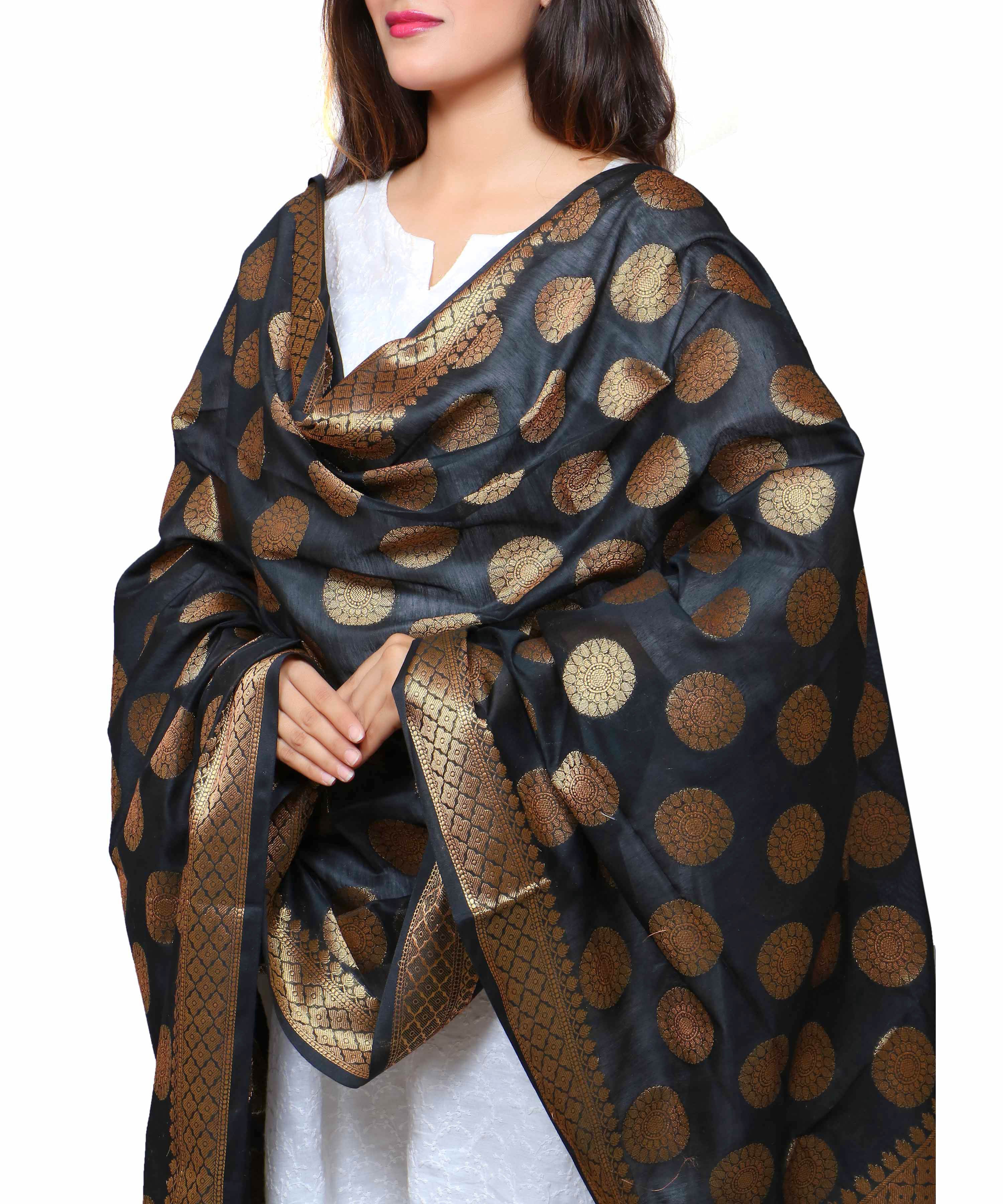 Banarasi Kora Silk Polka Dot Butti Dupatta-Black