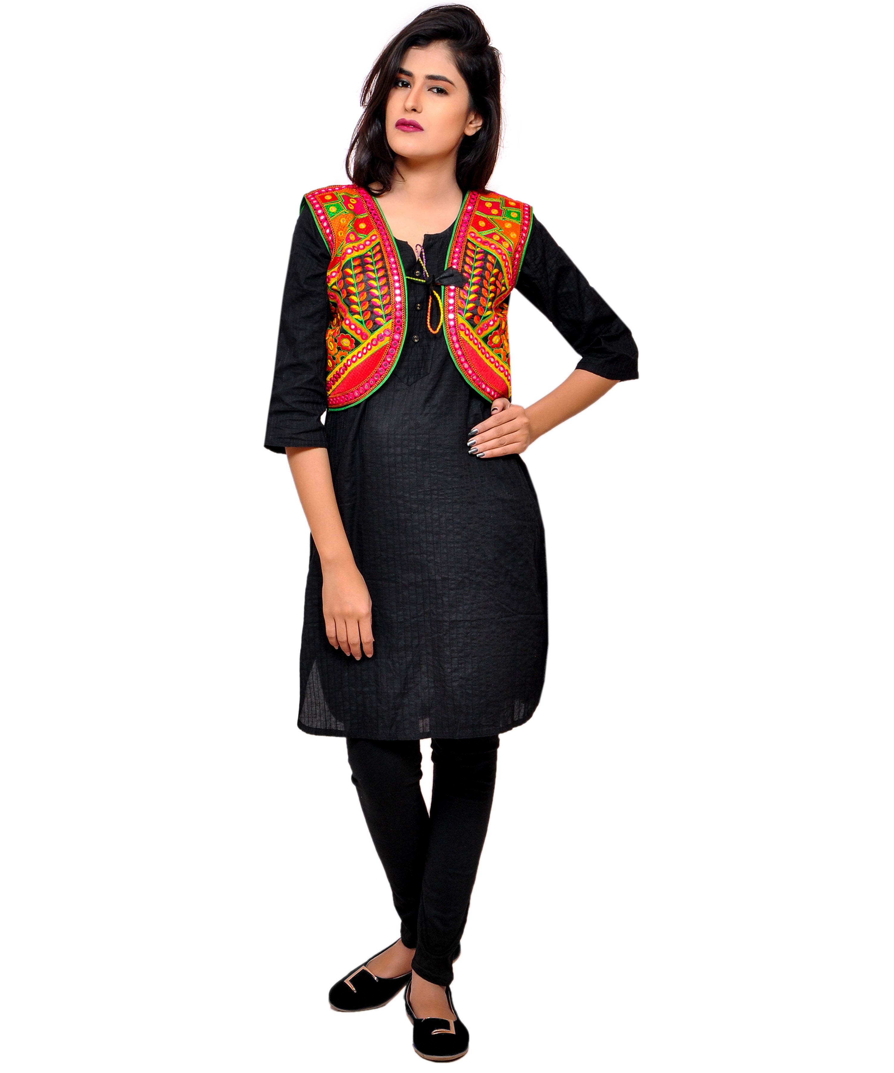 Banjara India Women's Cotton Blend Kutchi Embroidered Sleeveless Short Jacket/Koti/Shrug (Geo) - SSP-GEO01 - Banjara India